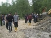 Protest al locanicilor dintr-o comuna din Argeș față de ridicarea de diguri împotriva inundațiilor