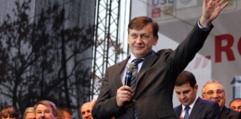 PNL: Mai multi lideri vor includerea lui Crin Antonescu in sondajele pentru stabilirea candidatului la prezidentiale