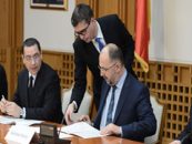 Fondul de rezerva al guvernului: un buget paralel, netransparent, care ii asigură liniştea