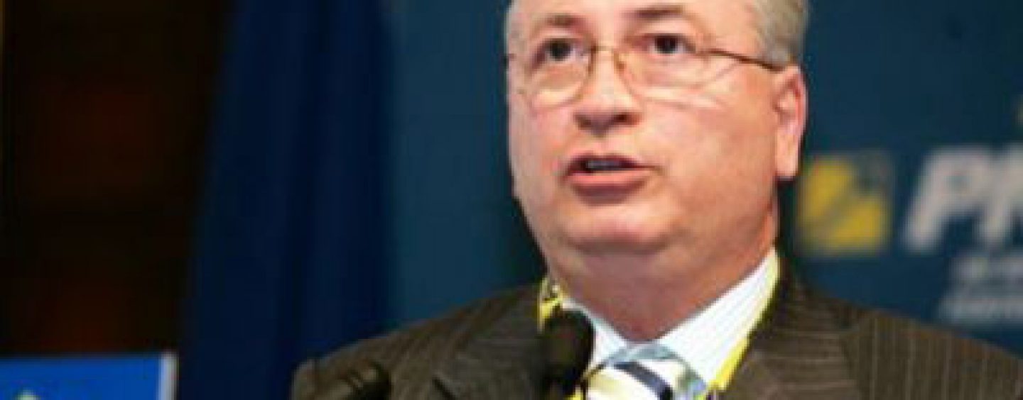 Puiu Hasotti (PNL): Senatorii liberali vor vota declaratia privind demisia lui Traian Basescu