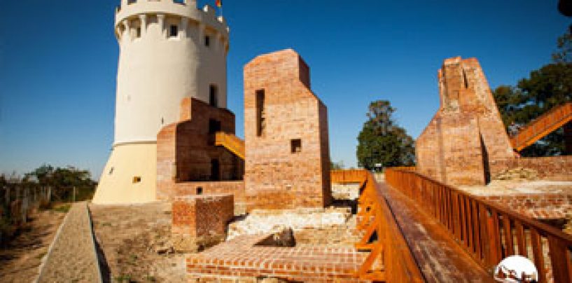 Spectacol medieval la Cetatea Ardudului din Tinutul Satmarului