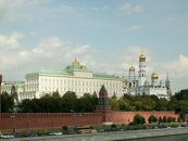SUA şi UE au adoptat noi sanctiuni împotriva Rusiei. Moscova considera noile sancţiuni sunt scandaloase