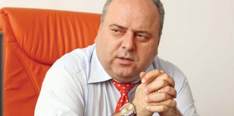 Gheorghe Stefan, primarul din Piatra Neamt, a fost adus cu mandat la DNA pentru audieri