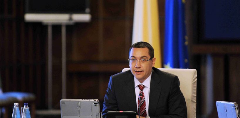 Mihai Razvan Ungureanu: Victor Ponta este în momentul de faţă aidoma unui echilibrist căţărat pe mai multe scaune suprapuse