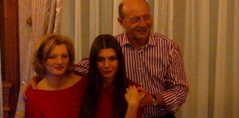 Traian Băsescu este bunic de băiat. Ioana a născut primul copil