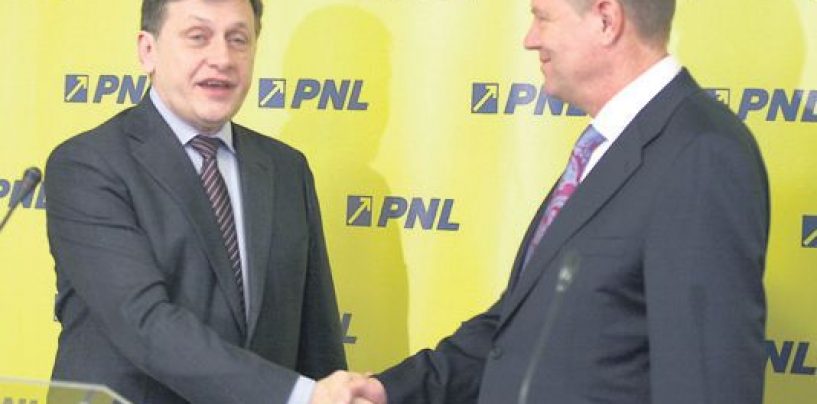Crin Antonescu refuză să se implice în campania electorală a lui Klaus Iohannis