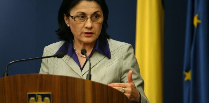 Parlamentarii au decis: Ecaterina Andronescu poate fi urmarita penal de procurorii DNA in dosarul Microsoft