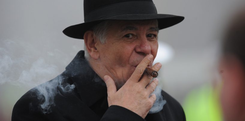 Teodor Melescanu si-a dat demisia din functia de ministru al Afacerilor Externe. Tariceanu ar putea sa-i ia locul