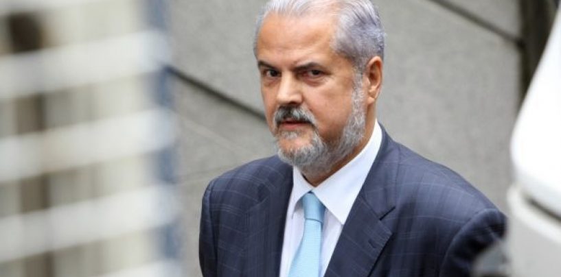 Adrian Nastase: PSD ar trebui sa ceara un vot de incredere in Parlament