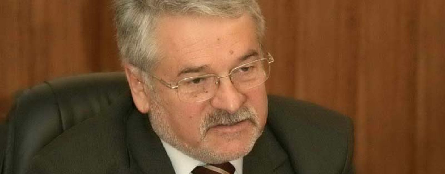 Seful CJ Hunedoara, retinut de procurorii DNA pentru fapte de coruptie. Trafic de influenta pentru un vot in favoarea lui Klaus Iohannis
