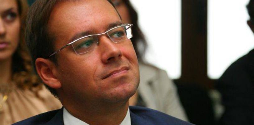 DNA: Tudor Chiuariu a facut presiuni asupra unor primari pentru retrocedarea a mii de ha in mod ilegal