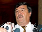 Judecatorul CCR, Toni Grebla saltat de procurorii DNA. El ar fi primit mita rochii pentru sotia sa si 50 000 euro