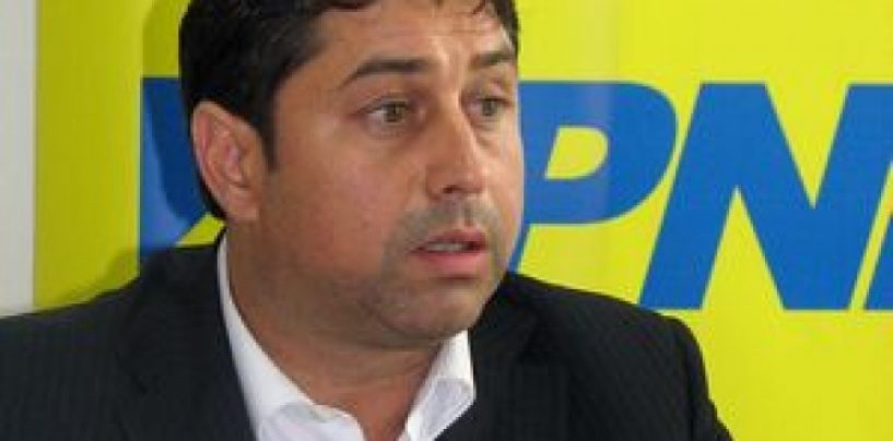 Fostul ministru de Interne, Cristian David, arestat pentru 30 de zile pentru luare de mita