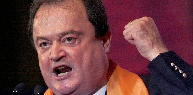 O solutie convenabila in PNL: Varujan Vosganian sa-si dea demisia din partid. Dar ramane in Parlament!