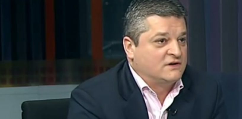 Cum s-a cocotat, pe umerii femeilor, in lumea buna a politicii bucurestene, un interlop din Satu Mare