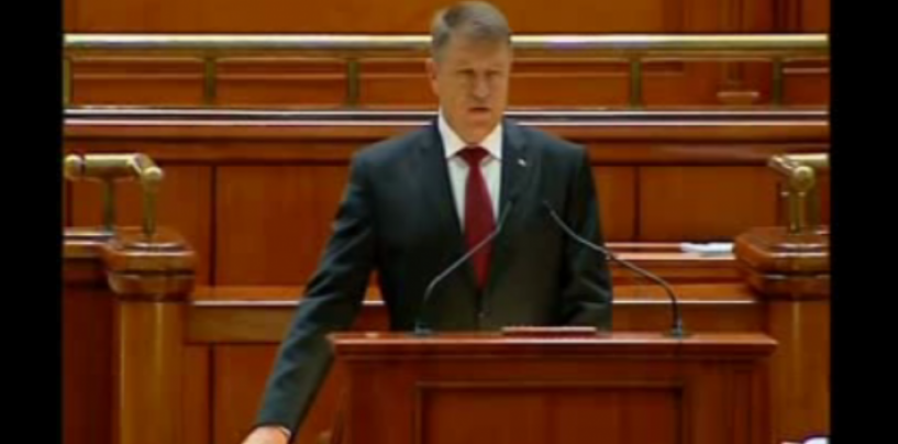 Presedintele Klaus Iohannis cheama din nou partidele la Cotroceni. Subiectul: protejarea inculpatilor din Parlament