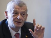 Consilier al primarului Sorin Oprescu, saltat de procurorii DNA pentru luare de mita