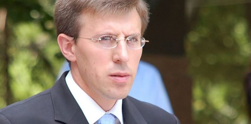 Furtuna politica la Chisinau: Candidatul pro-europenilor, Dorin Chirtoaca, deabia a adunat 37 de procente la alegerile locale
