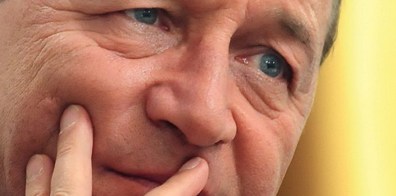 Fost ofiter DIE: Traian Basescu era turnatorul tuturor matrozilor care treceau pe la Anvers. Ciordea zeci de mii de dolari din bunkeraj