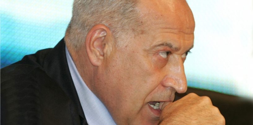 Dan Voiculescu a scris 8 carti in cele 16 luni de puscarie de pana acum
