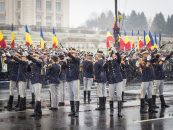 Ziua Nationala a Romaniei. Parada militara de toata frumusetea In Piata Constitutiei