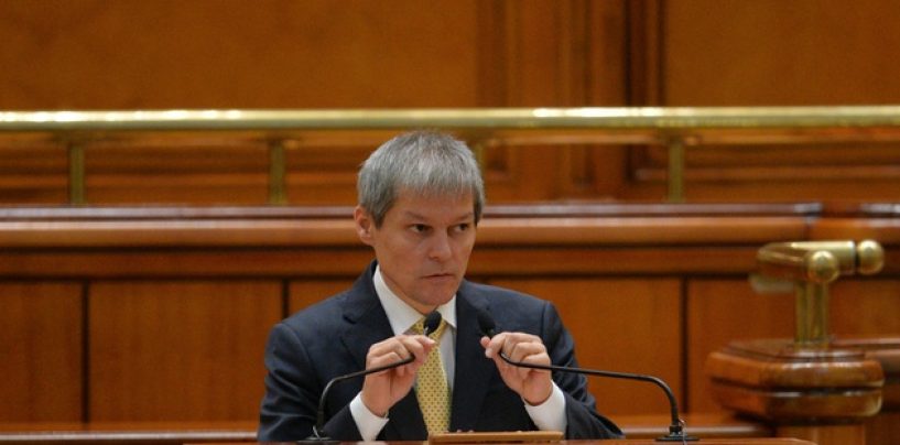 Cioloş, chemat din nou în Parlament. El trebuie să dea explicaţii în legătură cu schimbarea prefecţilor