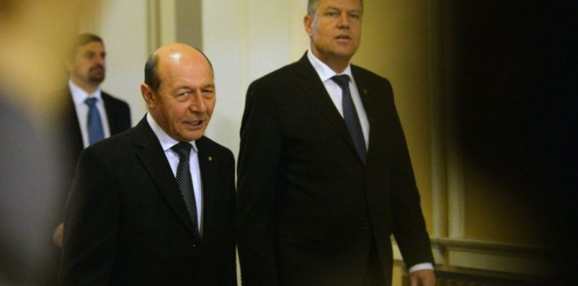 Un fost presedinte (Traian Basescu), castiga mai bine decat actualul presedinte (Klaus Iohannis)
