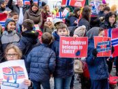 Familia Bodnariu, o primă victorie. Copilul cel mic s-a întors lângă părinţii săi