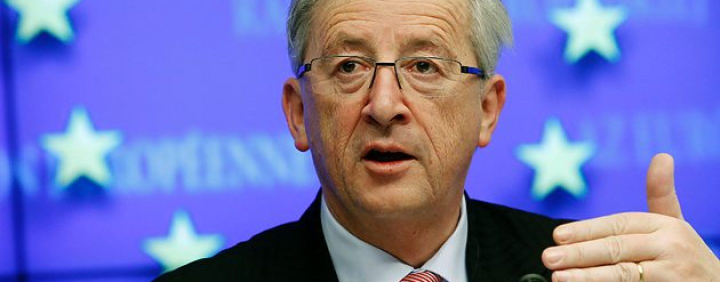 Șeful Comisiei Europene se jură că nu bea, dar a fost prins cu paharul în gură