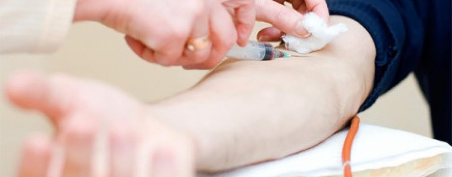 Testul de sânge disponibil și în România care detectează cancerul în stadiu incipient