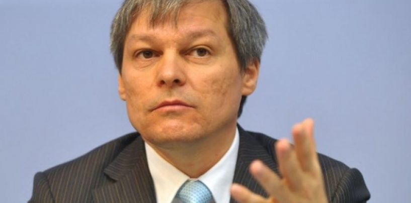 Răspunsul lui Cioloș: Diversiune și manipulare marca PSD