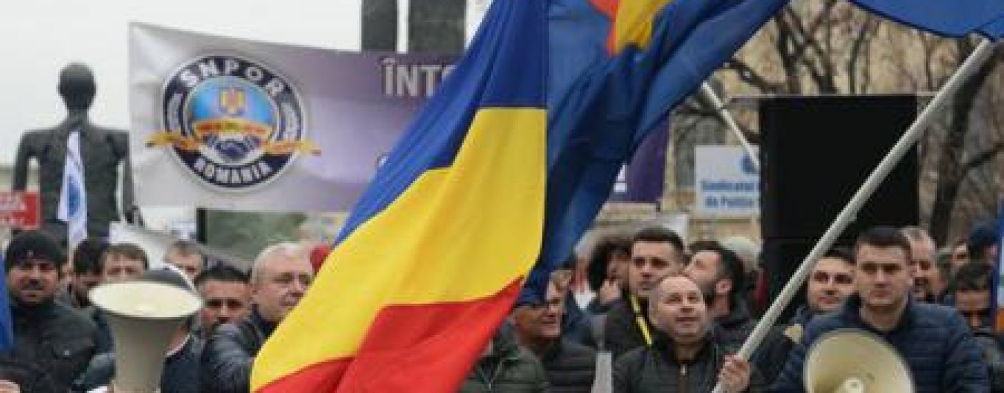 Sindicatele din poliție protestează pentru majorări salariale