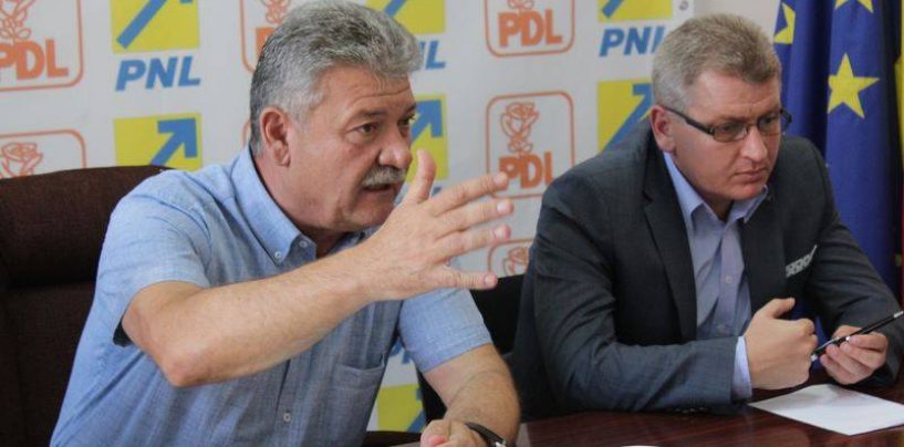 Alegeri la PNL Alba: Mircea Hava, un nou mandat de presedinte. Visurile de preamarire ale deputatului Florin Roman s-au naruit