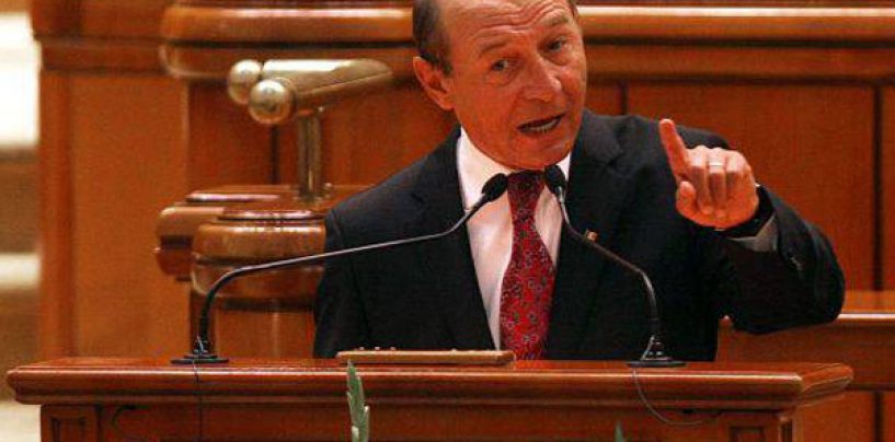 Traian Basescu, spectacol in Parlament: Hai sa anchetam si corectitudinea alegerii lui Cuza la 1859