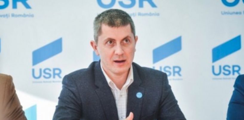 Cum s-a îmbogățit Dan Barna (USR) cu bani publici, din contracte cu guvernul PSD