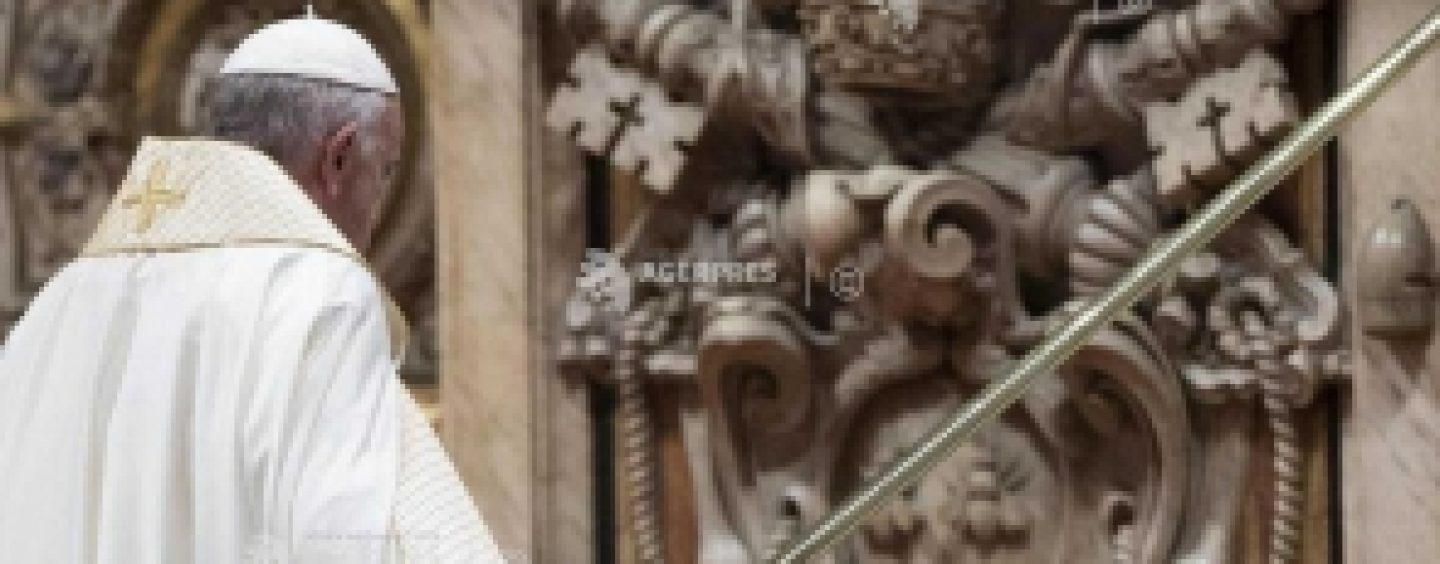 Biserica, în vreme de coronavirus. Vaticanul: slujbele religioase se vor ține fără credincioși