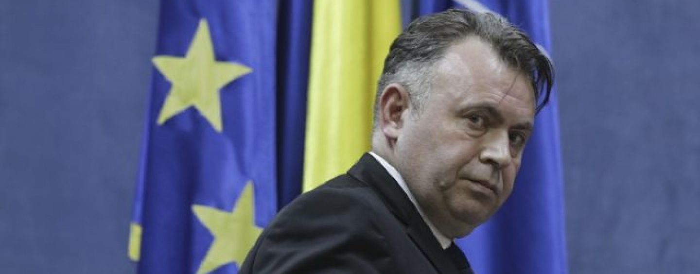 Ciocu mic, noi suntem la guvernare! Cum vrea Nelu de la Sănătate să-și pună familia în funcții publice