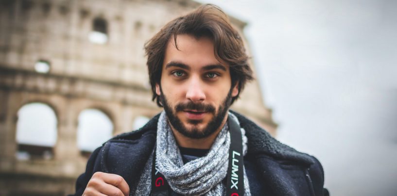 5 moduri de a purta fularul cu stil