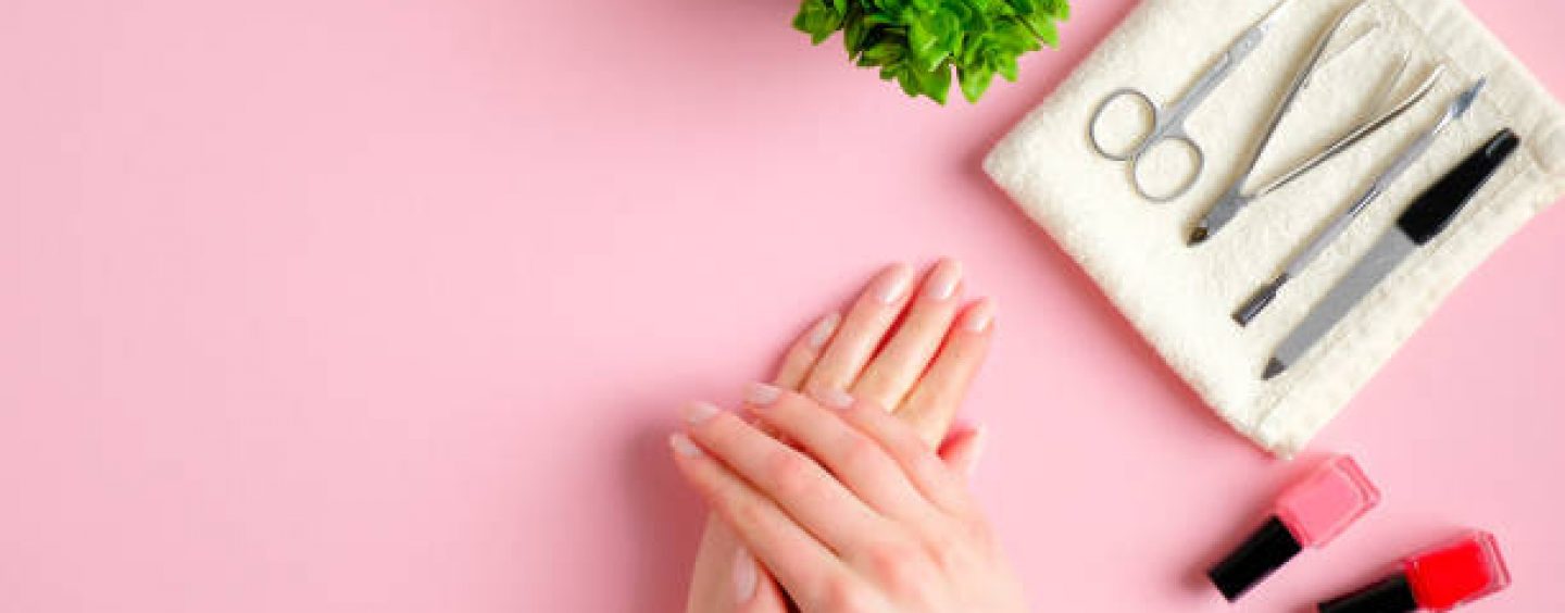 Manichiuri moderne cu produse profesionale!