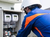O megaescrocherie! Enel Distribuție vrea să mărească puterea de consum electricitate pe banii românilor