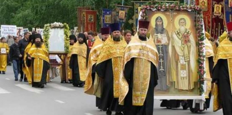 Preoții români din Ucraina ar trebui să treacă sub oblăduirea Patriarhiei Române