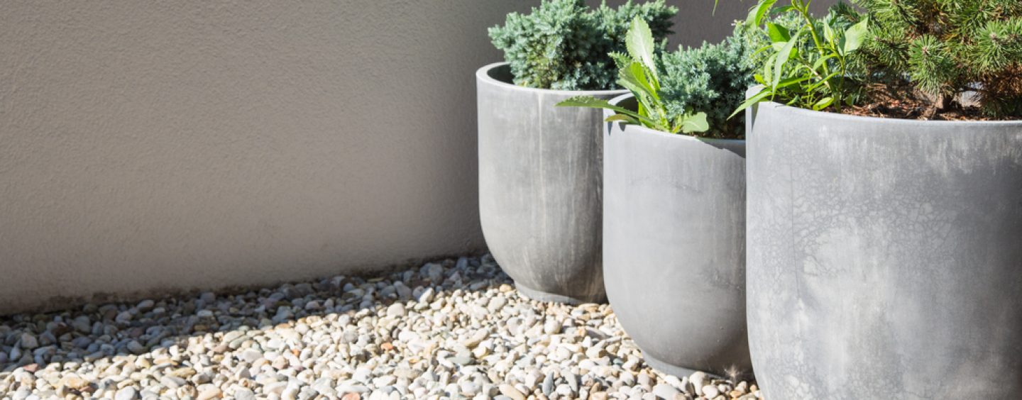 5 idei de amenajare a unui balcon cu piatră naturală