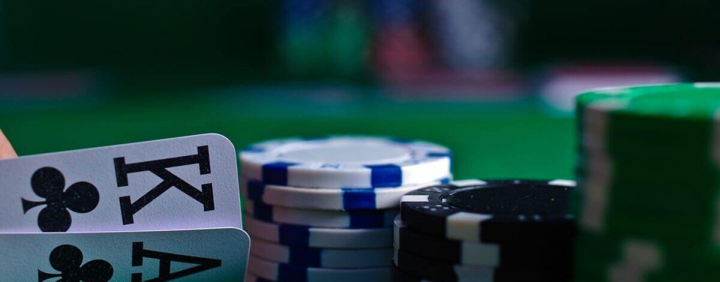 Vrei să joci la casino, fără să pleci de acasă? Iată ce poți face chiar acum!