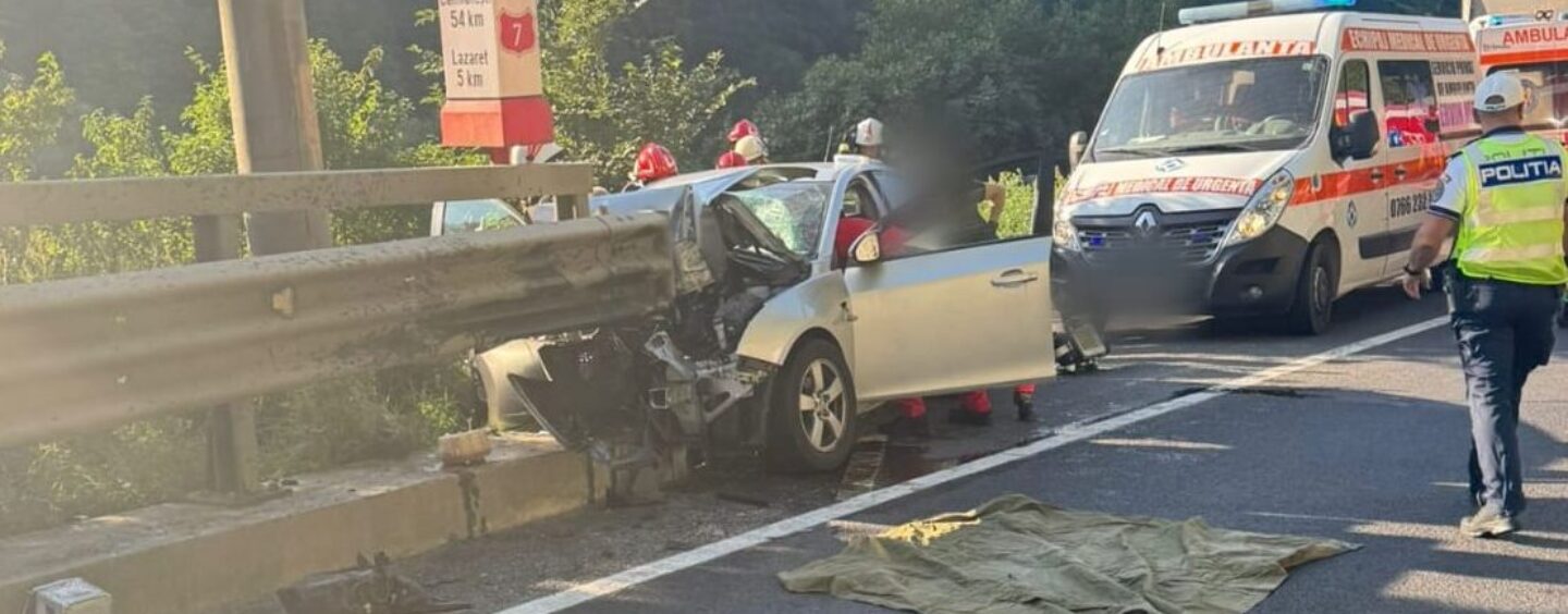 Sibiu: Un șofer de 81 de ani a intrat cu mașina într-un parapet